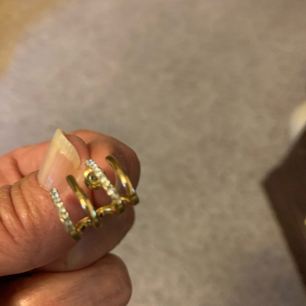 Beautiful earring - Picture 5 of 5